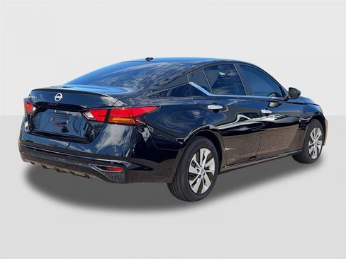 New 2025 Nissan Altima 2.5 S image 5