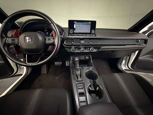 Used 2022 Honda Civic Sport image 12