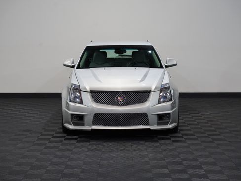 Used 2013 Cadillac CTS V image 4