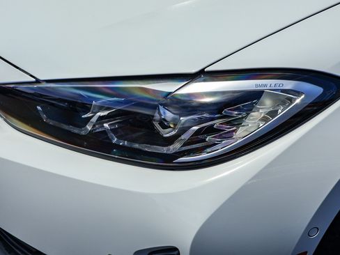 Used 2024 BMW i4 xDrive40i AWD/4WD image 26