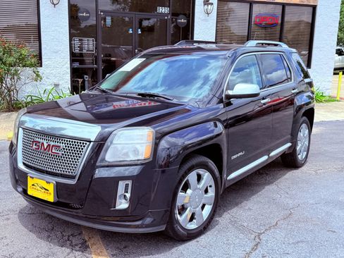 Used 2013 GMC Terrain Denali FWD image 3