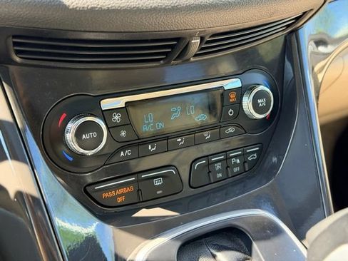 Used 2015 Ford Escape Titanium w/ Canadian Touring Package AWD/4WD image 14