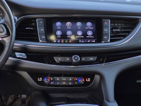 Used 2023 Buick Enclave Avenir w/ Avenir Technology Package image 21