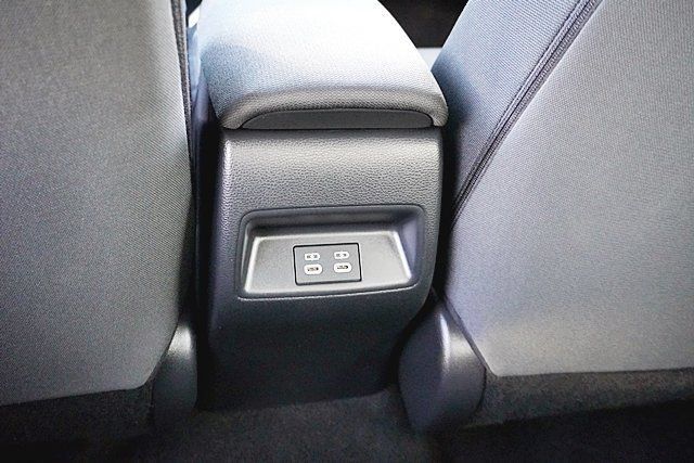 Used 2026 Toyota Corolla SE FWD image 27