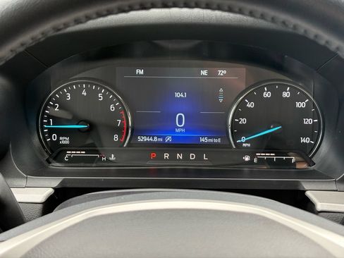 Used 2023 Ford Explorer XLT AWD/4WD image 21
