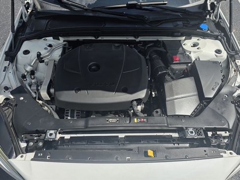 Used 2019 Volvo S60 T6 R-Design AWD/4WD image 14
