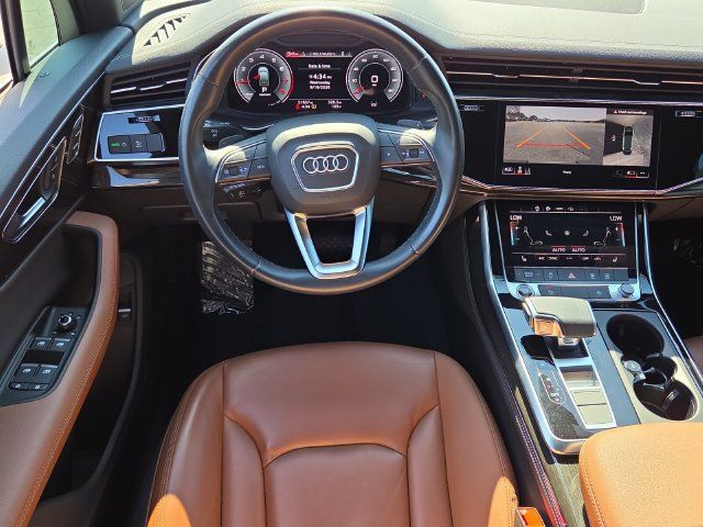 Used 2023 Audi Q7 3.0T Premium Plus w/ Premium Plus Package AWD/4WD image 14