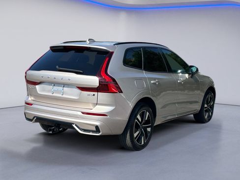 Used 2026 Volvo XC60 B5 Core w/ Climate Package AWD/4WD image 6