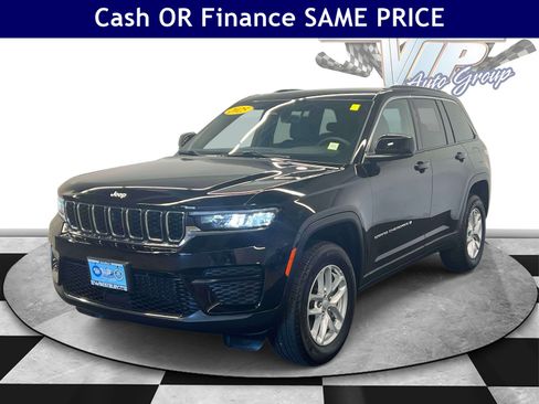 Used 2025 Jeep Grand Cherokee Laredo X w/ Luxury Tech Group I AWD/4WD image 6