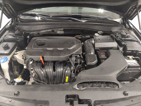 Used 2017 Kia Optima LX FWD image 30