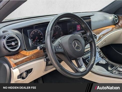 Used 2018 Mercedes-Benz E 300 image 1