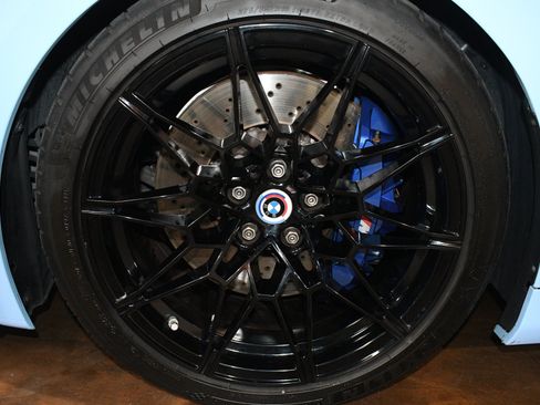 Used 2023 BMW M2 w/ Lighting Package RWD image 65