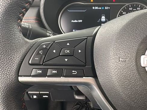 New 2025 Nissan Versa SR w/ Trunk Package image 19