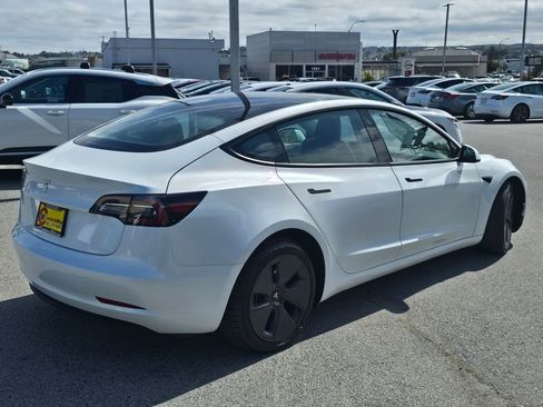 Used 2023 Tesla Model 3 Standard Range image 7