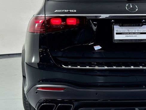 Certified 2025 Mercedes-Benz GLS 63 AMG 4MATIC image 16