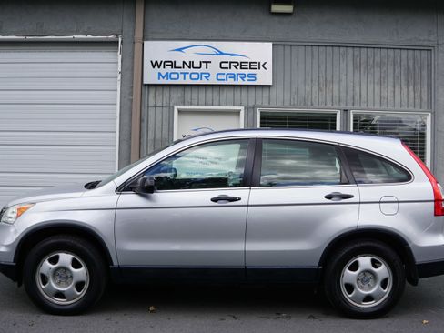 Used 2011 Honda CR-V LX image 19