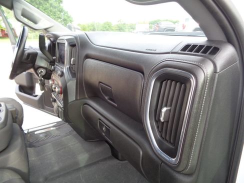 Used 2023 Chevrolet Silverado 2500 LT AWD/4WD image 49