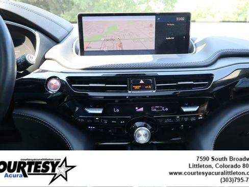 Used 2024 Acura MDX SH-AWD w/ Advance Package image 16