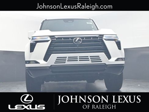 New 2026 Lexus GX 550 550 Luxury+ w/ Accessory Package (2T) image 15