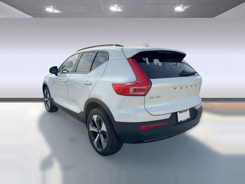 Certified 2023 Volvo XC40 B5 Plus w/ Driver Assist Package image 3