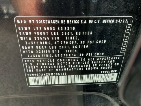 Used 2022 Volkswagen Tiguan SE AWD/4WD image 42