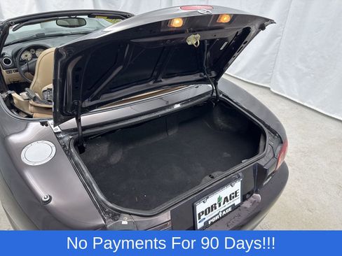 Used 2005 MAZDA MX-5 Miata LS RWD image 25