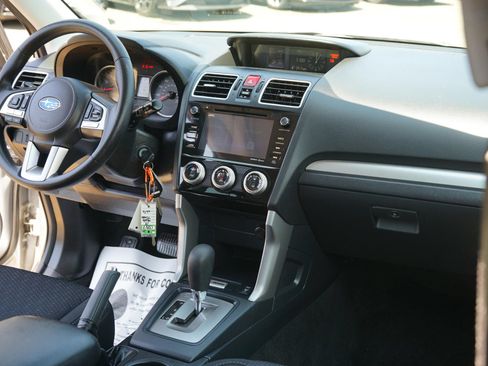 Used 2018 Subaru Forester 2.5i Premium w/ All-Weather Package AWD/4WD image 20