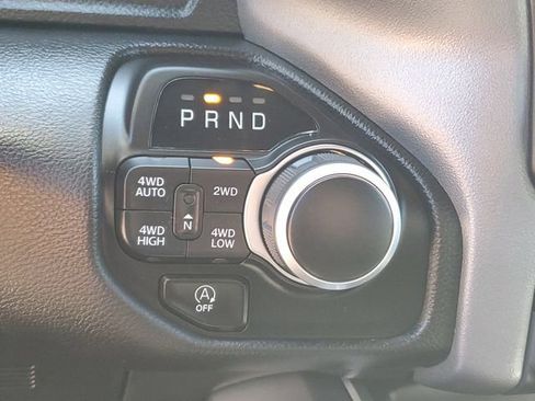 Used 2024 RAM 1500 Big Horn AWD/4WD image 20