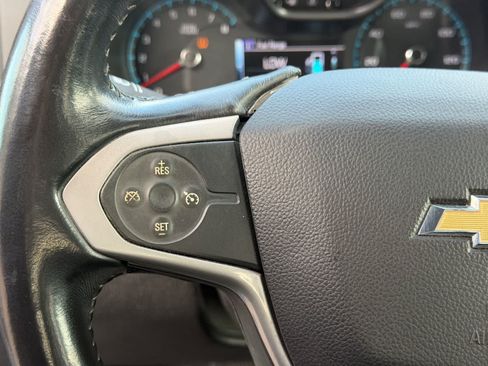 Used 2018 Chevrolet Colorado LT w/ LT Convenience Package RWD image 16