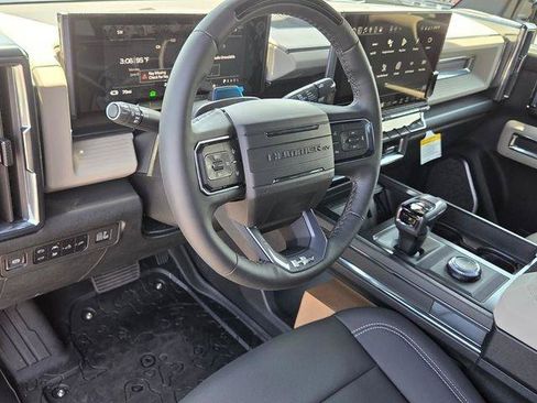 New 2026 GMC Hummer EV 4x4 Crew Cab image 12