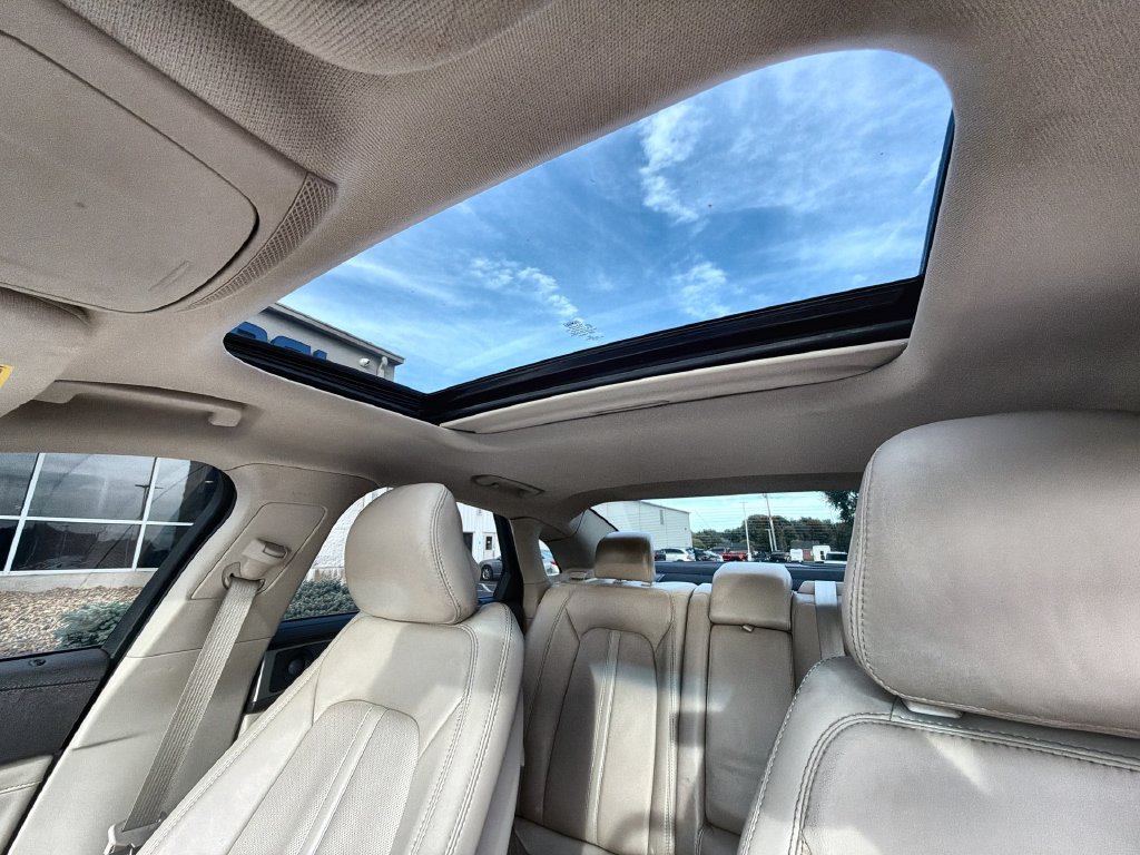 Used 2018 Lincoln MKZ Reserve w/ Magnetic Appearance Package AWD/4WD image 16