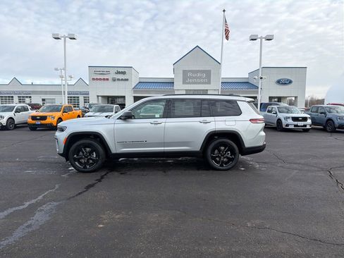 New 2026 Jeep Grand Cherokee L Limited w/ Limited Altitude Package image 2