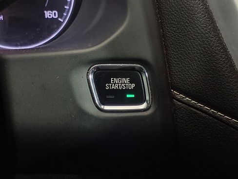 Used 2019 GMC Acadia SLT w/ LPO, Floor Liner Package FWD image 17