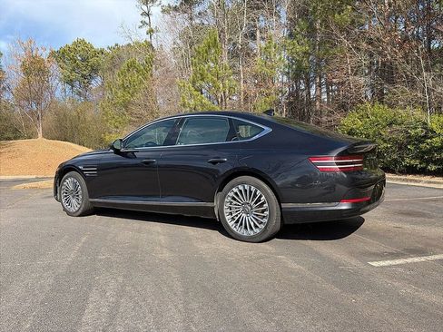 Used 2024 Genesis G80 w/ Prestige Package image 4