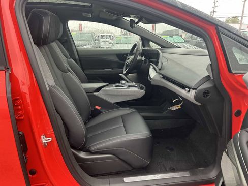 New 2026 Cadillac Optiq Sport 1 image 27