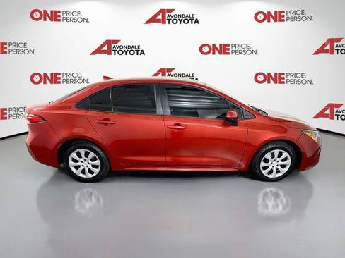 Certified 2021 Toyota Corolla LE FWD image 9