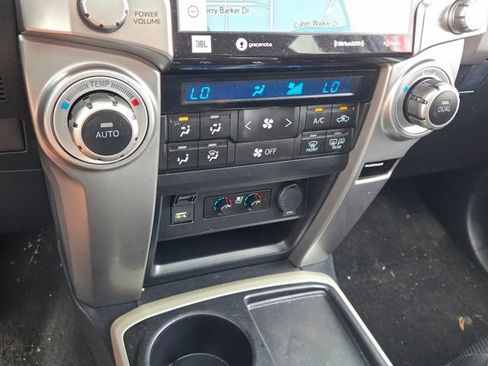 Used 2022 Toyota 4Runner Limited RWD image 22