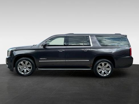 Used 2016 GMC Yukon XL Denali w/ Open Road Package AWD/4WD image 4