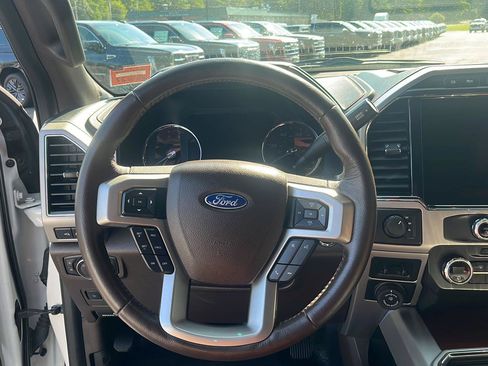 Used 2022 Ford F250 King Ranch w/ King Ranch Ultimate Package AWD/4WD image 34