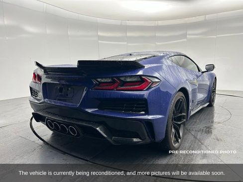 Used 2025 Chevrolet Corvette Z06 w/ Battery Protection Package image 6