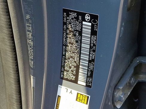 Used 2024 Toyota Prius Prime FWD image 28
