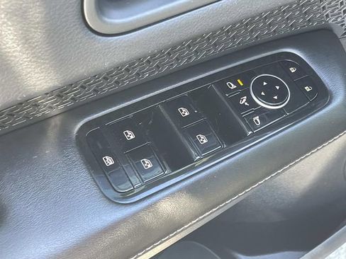 Certified 2023 Nissan Ariya FWD image 19