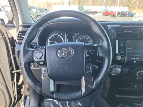 Certified 2024 Toyota 4Runner TRD Off-Road Premium image 17