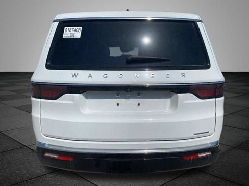 Used 2024 Jeep Wagoneer L Series III w/ Premium Group I AWD/4WD image 19