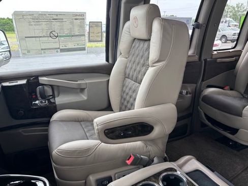 New 2026 GMC Savana 2500 Extended w/ Driver Convenience Package RWD image 44