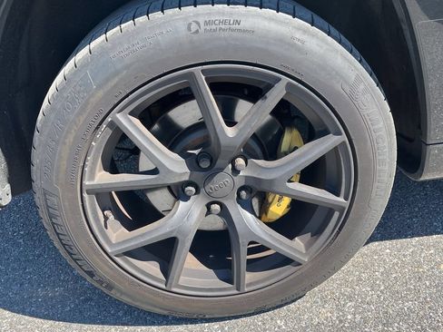 Used 2020 Jeep Grand Cherokee Trackhawk AWD/4WD image 10
