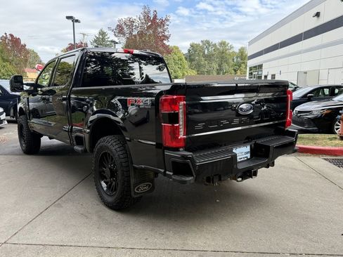 Used 2023 Ford F250 Lariat w/ Sport Appearance Package image 15