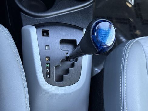 Used 2014 Toyota Prius C Four image 17