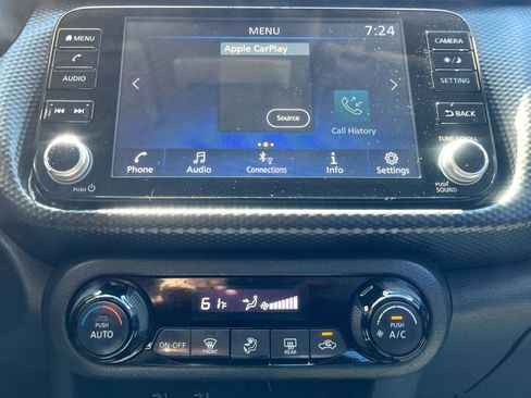 Used 2021 Nissan Kicks SV FWD image 26