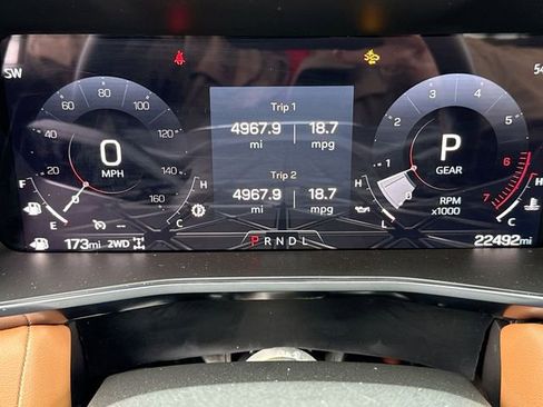 Used 2024 GMC Canyon AT4 image 15